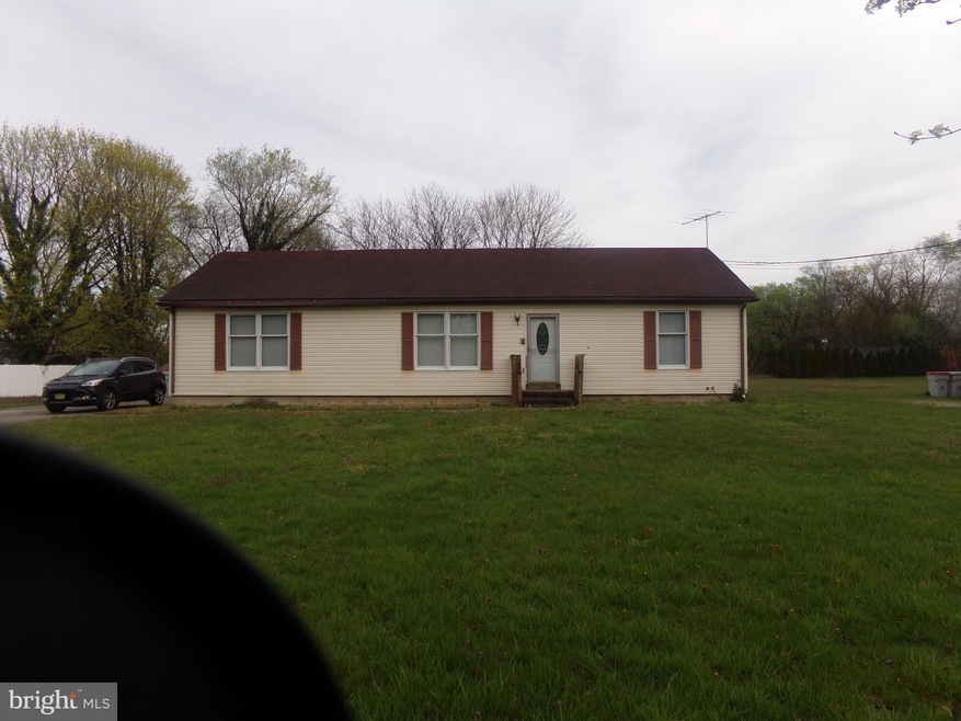 580 E Elmer Rd, Vineland, NJ 08360 - photo 1