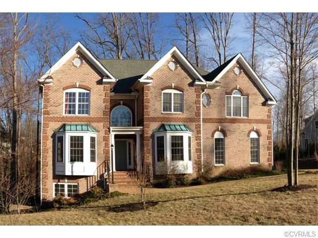 Welcome to 2618 Royal Crest Drive.
