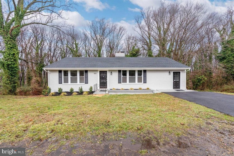 1211 Van Buren Dr, Fort Washington, MD 20744 - photo 1