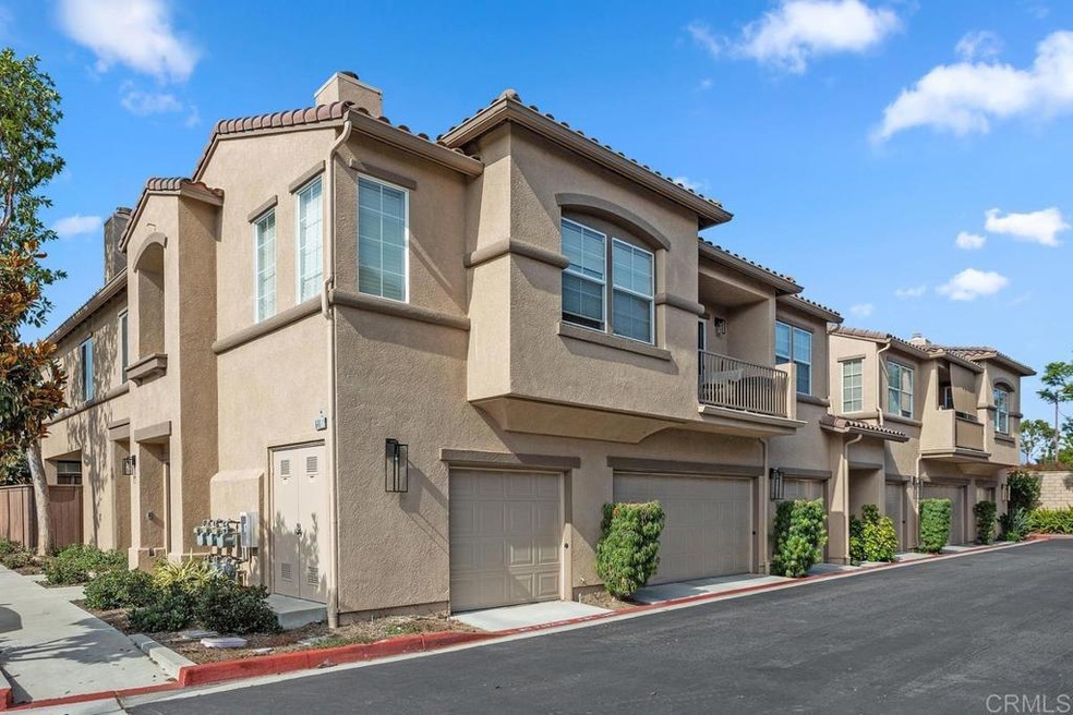 646 Sumner Way unit 4, Oceanside, CA 92058 - photo 1