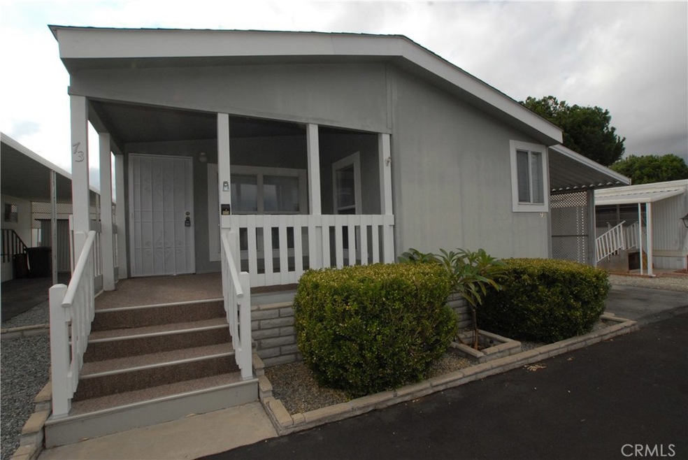 880 N Lake St, Hemet, CA 92544 - photo 1