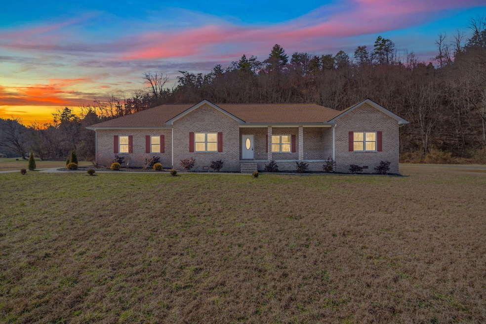 4-web-or-mls-404 Kaylee Loop-18