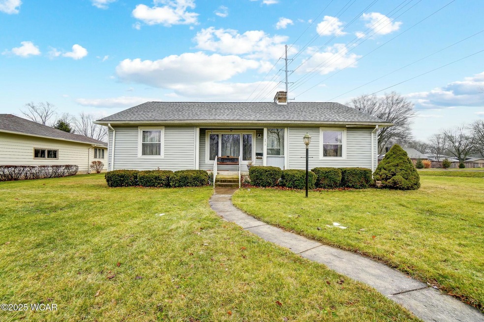 1427 Brookside Dr, Findlay, OH 45840 - photo 1