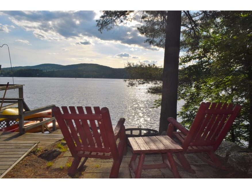 24 Pierce Lake Dr, Hillsborough, NH 03244 - photo 1