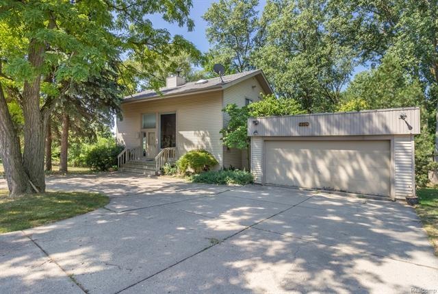 Welcome to 2850 Middlebelt