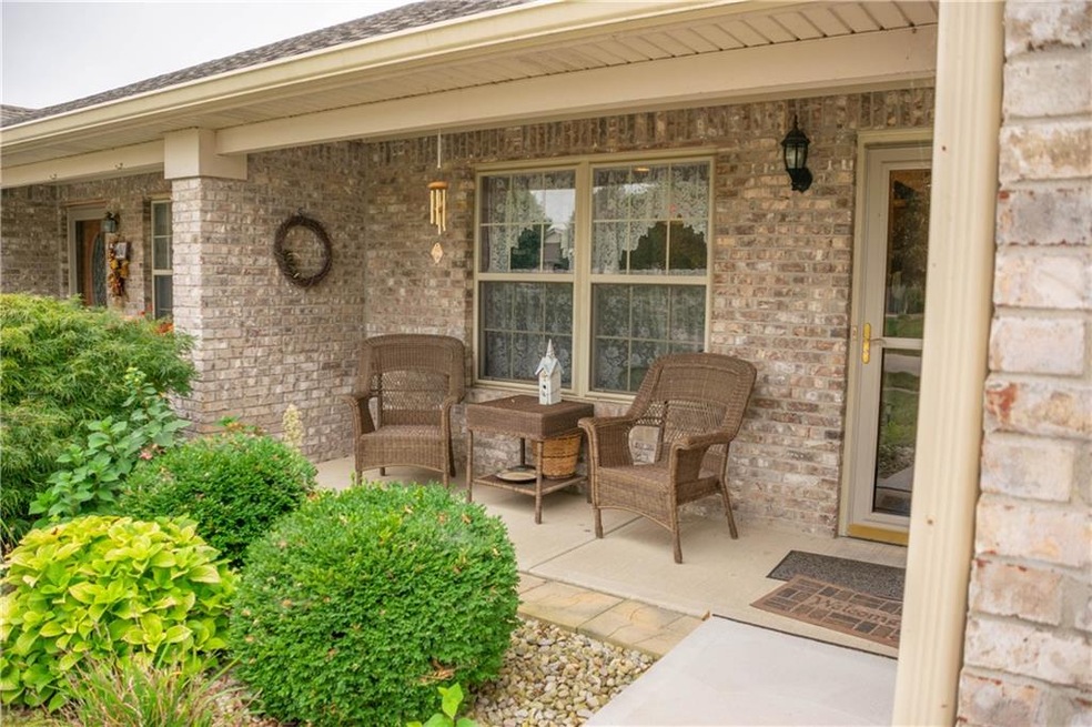 2059 Pelican Dr, Franklin, IN 46131 - photo 1