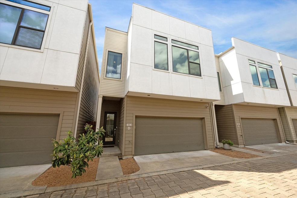 614 Thornton Rd unit D, Houston, TX 77018 - photo 1