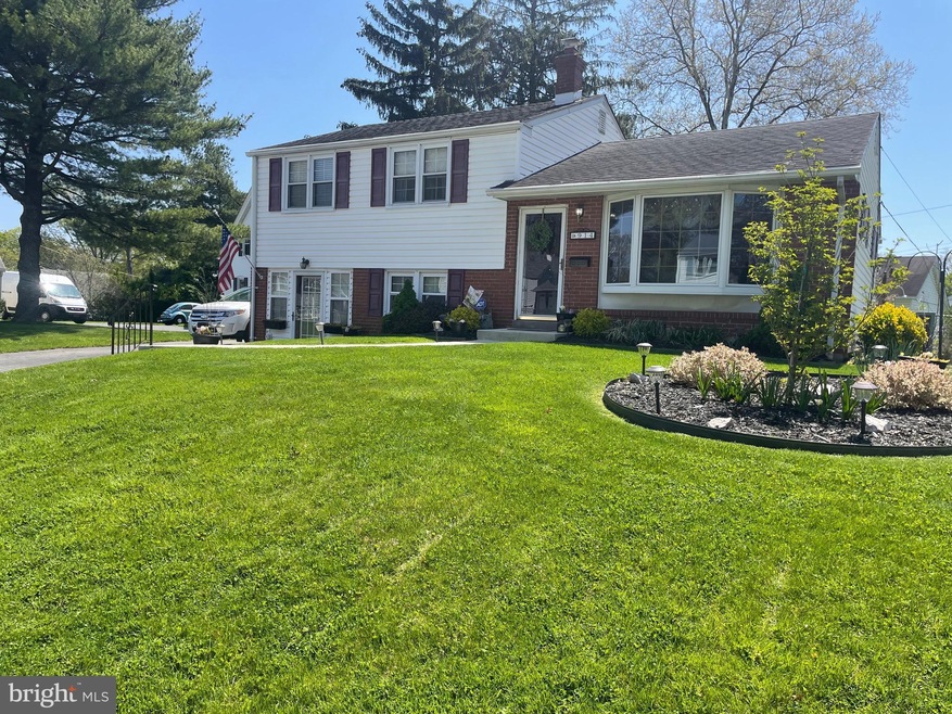 914 Catherine Ave, Woodlyn, PA 19094 - photo 1