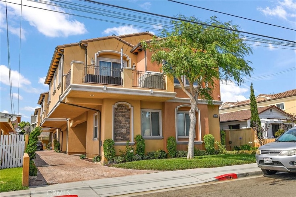 2409 Rockefeller Ln unit C, Redondo Beach, CA 90278 - photo 1