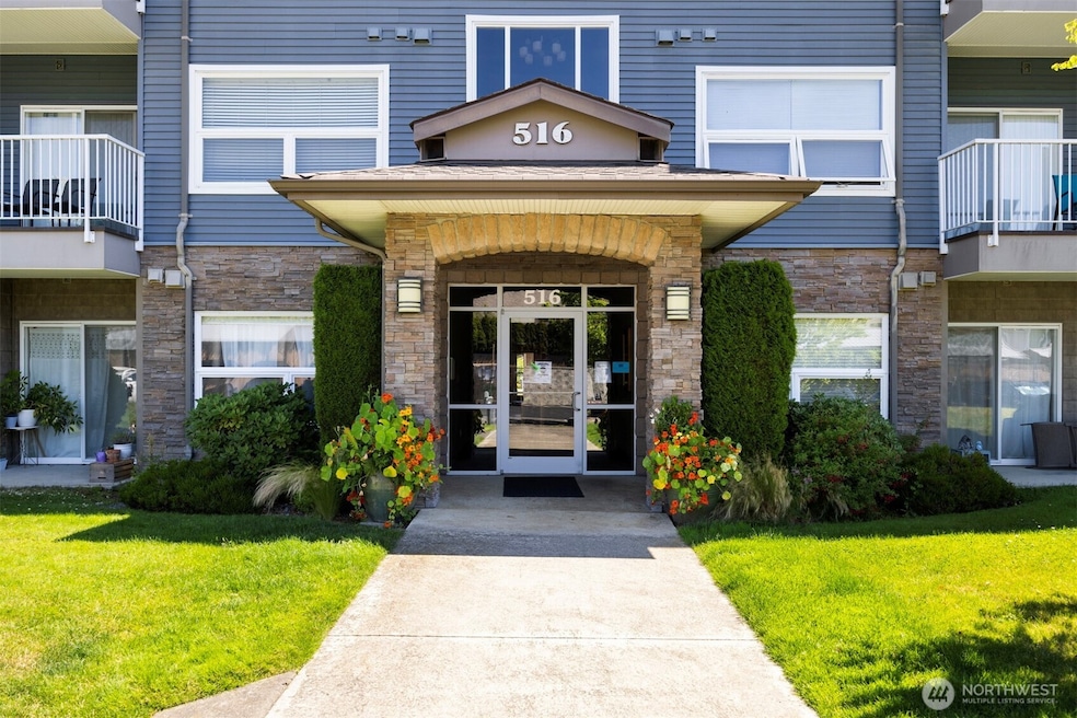 516 Darby Dr unit 207, Bellingham, WA 98226 - photo 1
