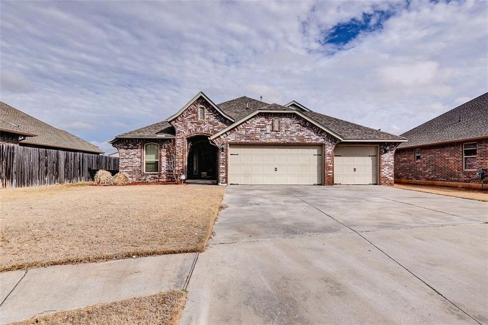 1316 Anns Place, Moore, OK 73160 - photo 1