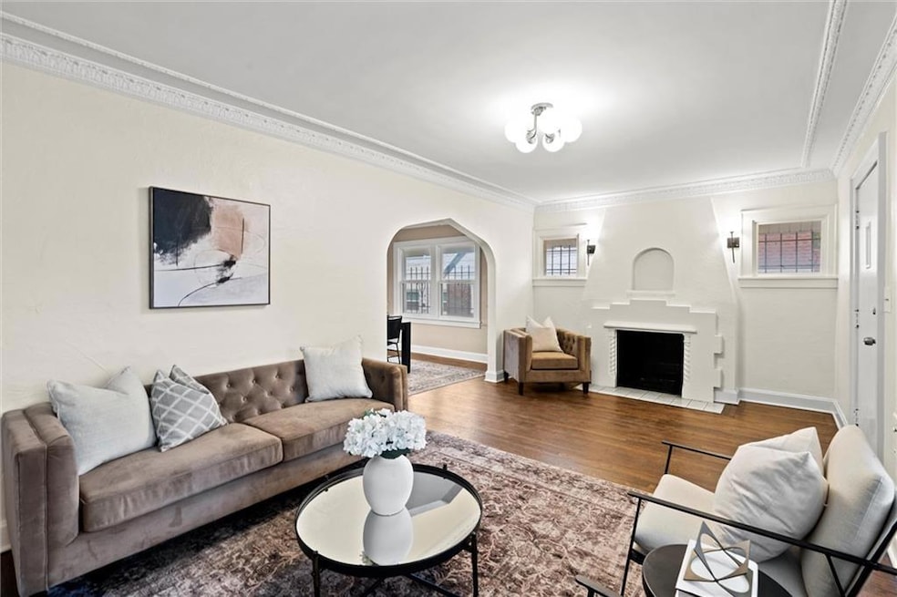 For Sale $234,900 • Co-Listing Agent