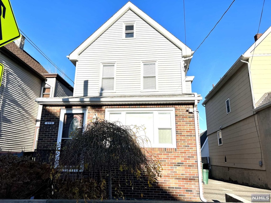 275 Carlton Ave, East Rutherford, NJ 07073 - photo 1