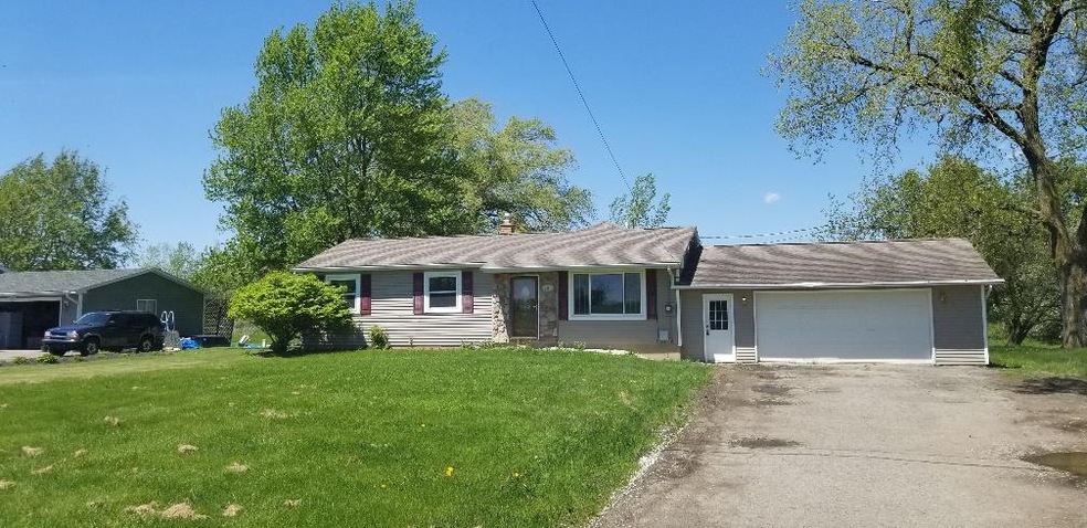 3211 E Wilson Rd, Clio, MI 48420 - photo 1