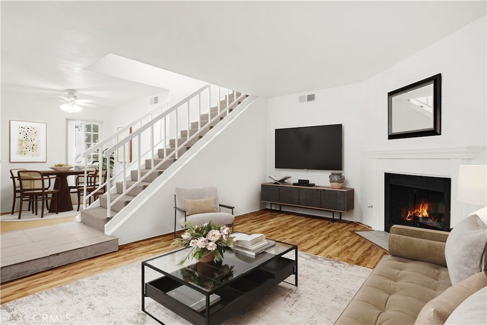 18411 Hatteras St unit 122, Tarzana, CA 91356 - photo 1