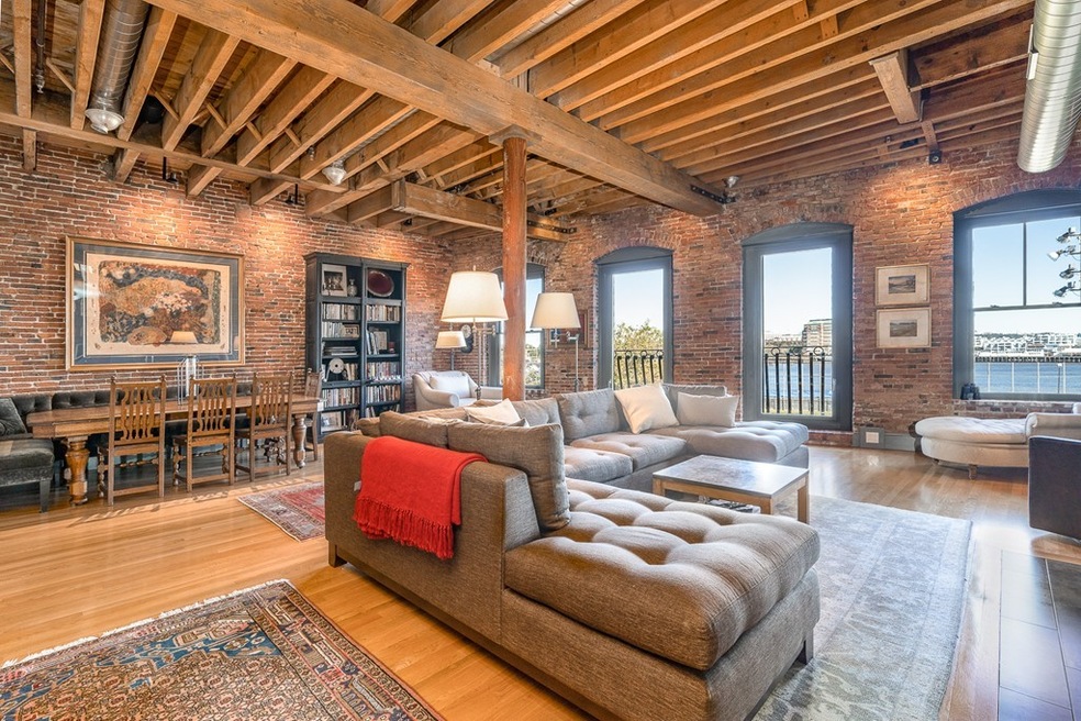 500 Commercial St unit D, Boston, MA 02109 - photo 1