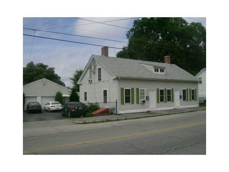 729 Dyer Ave unit 731, Cranston, RI 02920 - photo 1