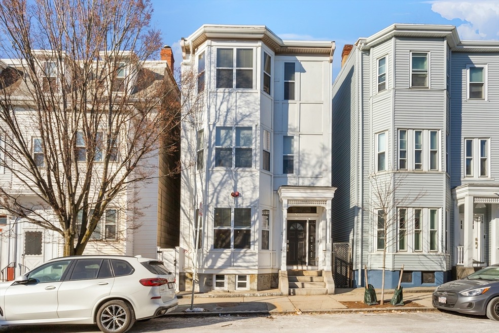 Sold $720,000 • Co-Listing Agent