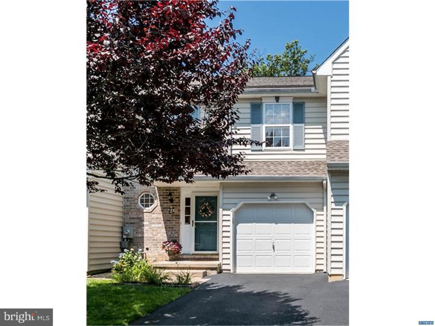 27 Village Ct, Wilmington, DE 19805 - photo 1