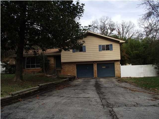 1317 Michael Ln, Hixson, TN 37343 - photo 1