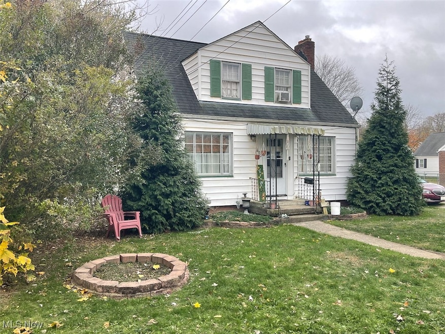 802 17th St NE, Canton, OH 44714 - photo 1