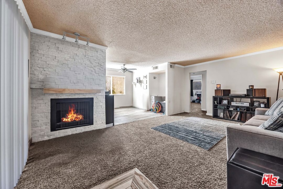 12940 Riverside Dr unit 108, Sherman Oaks, CA 91423 - photo 1