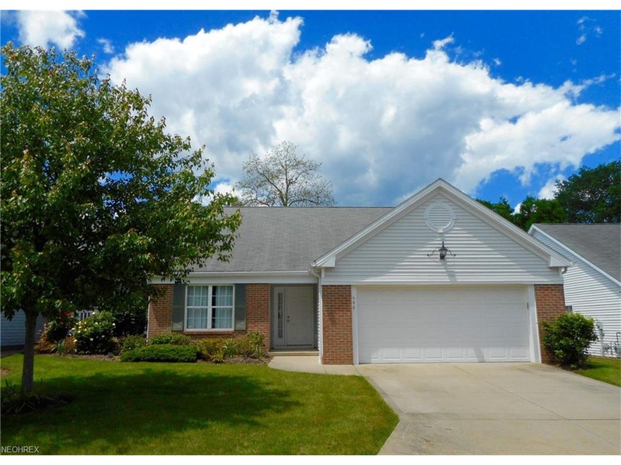 Welcome to 446 W. Heritage Dr.Located in beautiful