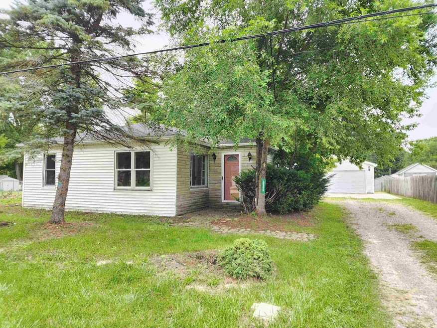 2689 2 Mile Rd, Bay City, MI 48706 MLS 50117295