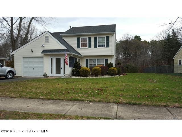 17 Spruce Main