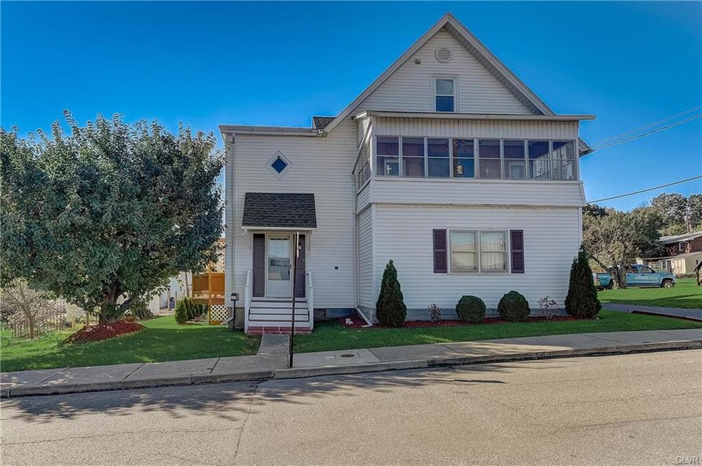 209 Center St, Slatington, PA 18080 - photo 1