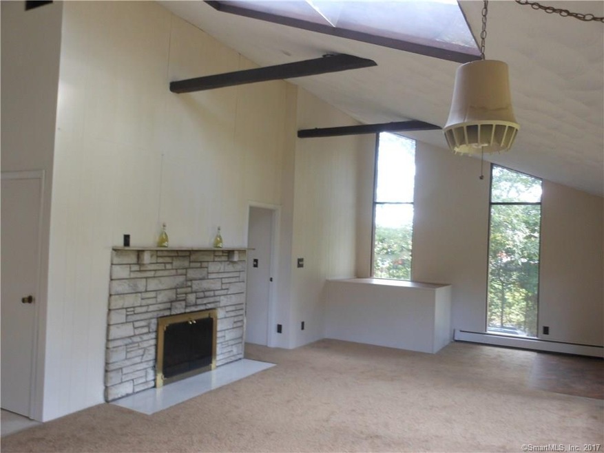 44 Geer St, Cromwell, CT 06416 - photo 1