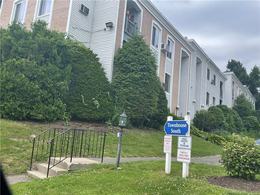 101 South St unit 12, Danbury, CT 06810 - photo 1