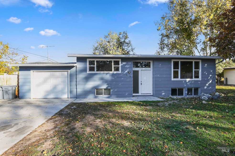 2118 W Targee St, Boise, ID 83705 - photo 1