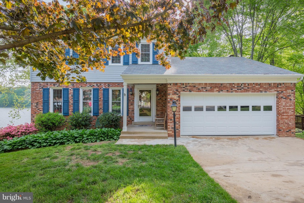 15446 Beachview Dr, Dumfries, VA 22025 - photo 1