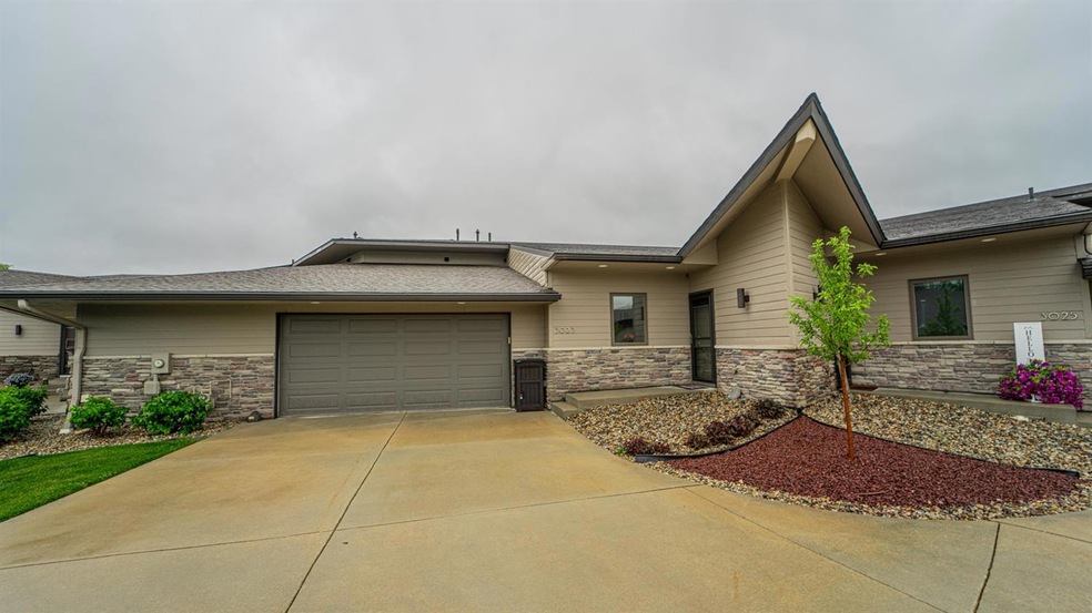 3023 W Palmer Ave, La Porte, IN 46350 - photo 1