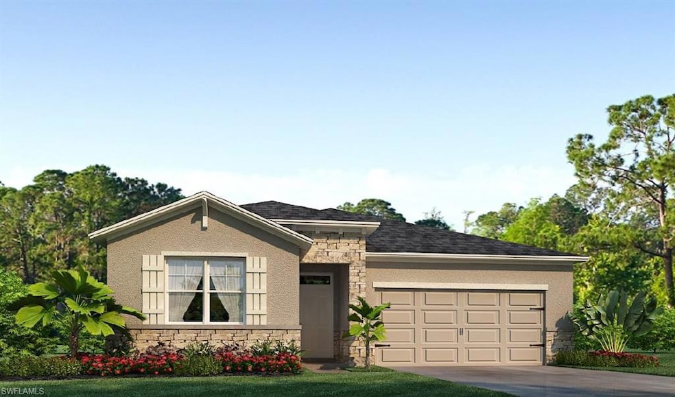 View of front of home featuring a front lawn and a
