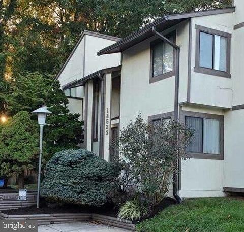 18533 Split Rock Ln, Germantown, MD 20874 - photo 1