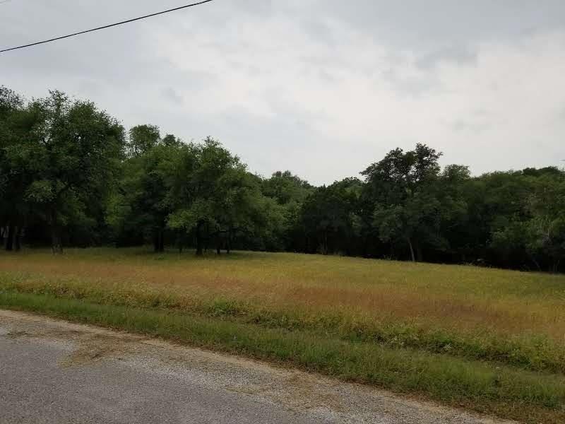 41011 Flagstone Cir, Whitney, TX 76692 - photo 1