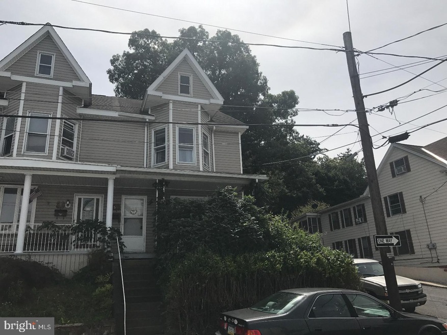 500 Arlington St, Tamaqua, PA 18252 - photo 1