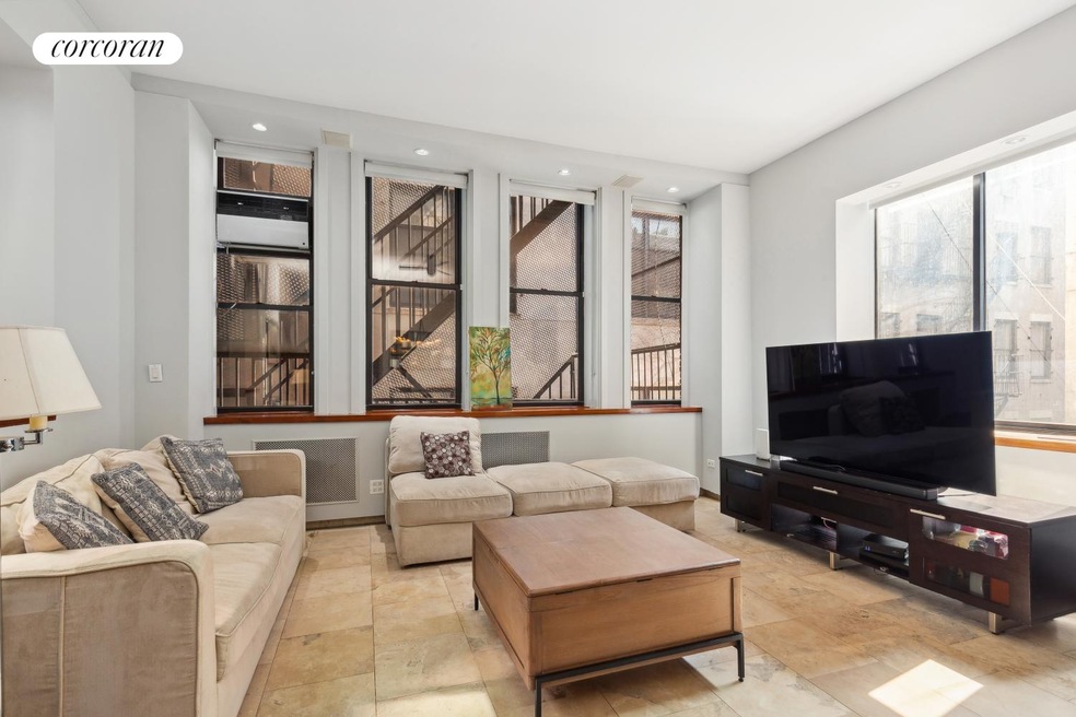 23 E 20th St unit 3, New York, NY 10003 - photo 1