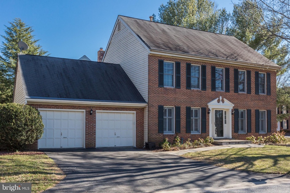 11512 Kimbark Ct, North Potomac, MD 20878 - photo 1