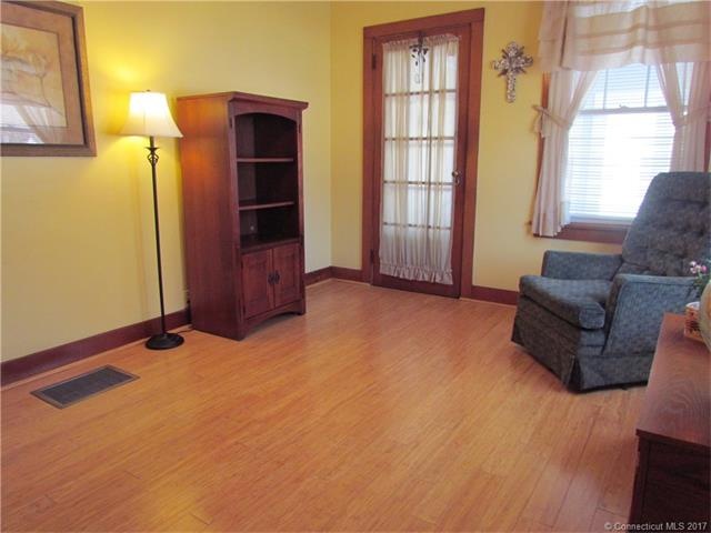 17 Friendship St, Norwich, CT 06360 - photo 1