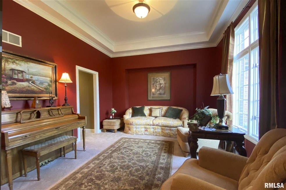 4112 Vistaridge Ct, Peoria, IL 61615 - photo 1