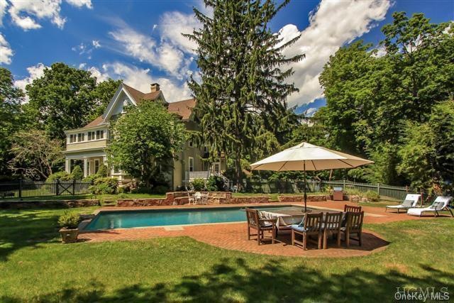 89 Oakland Beach Ave, Rye, NY 10580 - photo 1