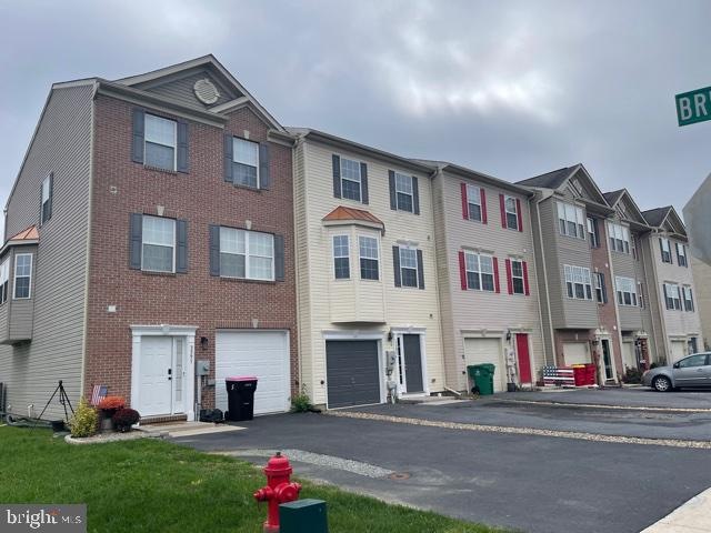 3389 Cornerstone Ct, Chambersburg, PA 17201 - photo 1