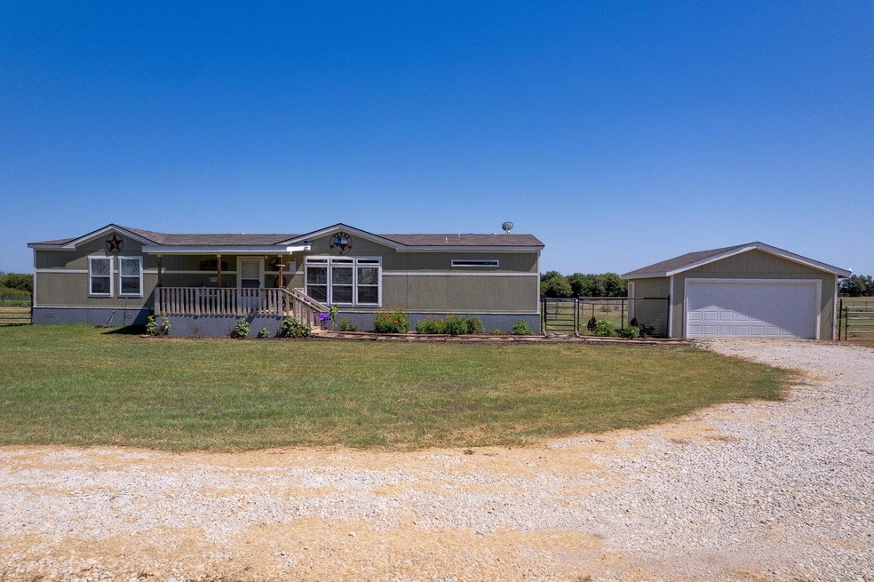 228 Pine Grove Rd, Gordonville, TX 76245 - photo 1