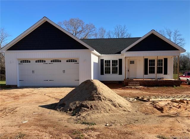 1028 Jennings Rd, Statesville, NC 28625 - photo 1