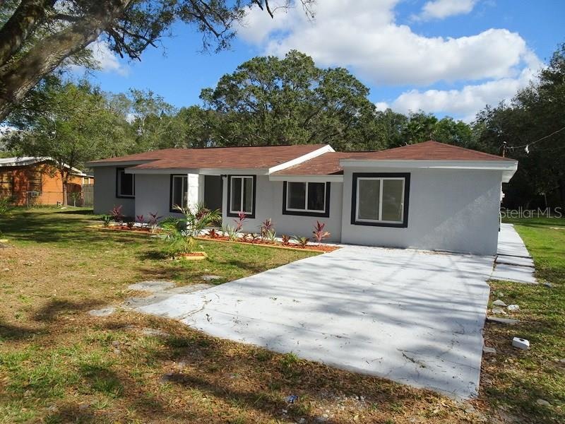 610 S 67th St, Tampa, FL 33619 - photo 1