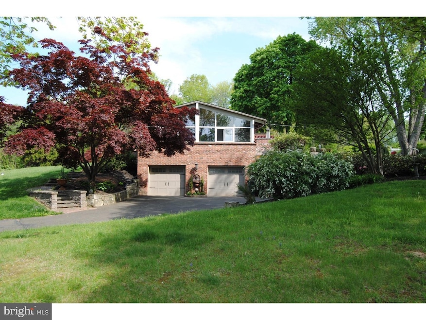 Sold $700,000 • Co-Listing Agent