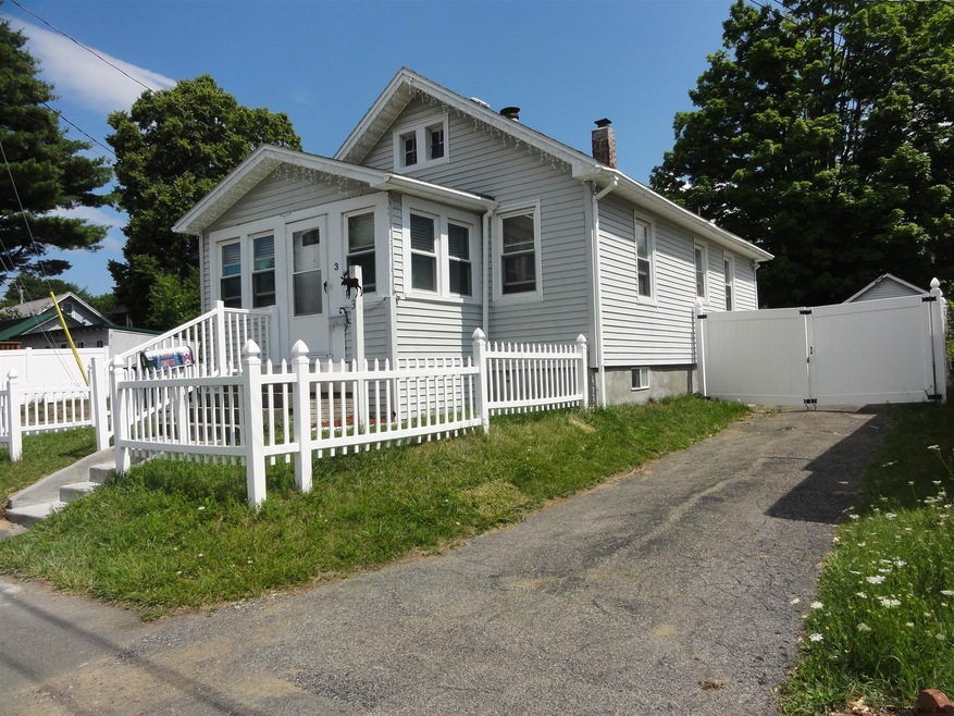 3 Vigars Place, Albany, NY 12205 - photo 1